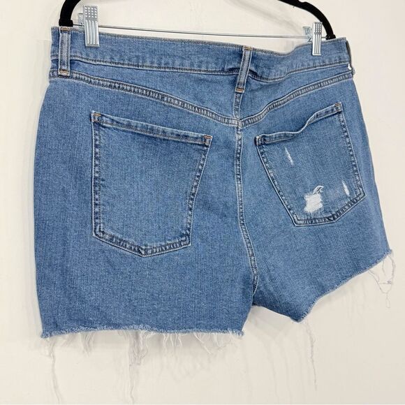 Old Navy Blue Mid Rise Boyfriend Factory Distressed Cotton Denim Shorts NEW - Picture 8 of 16